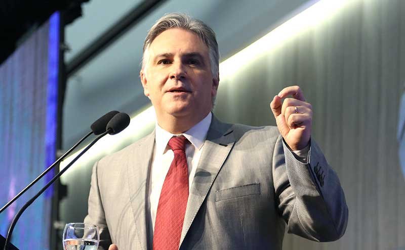 Martín Llaryora le abrió la puerta a la reelección y dejó una advertencia por la reforma laboral
