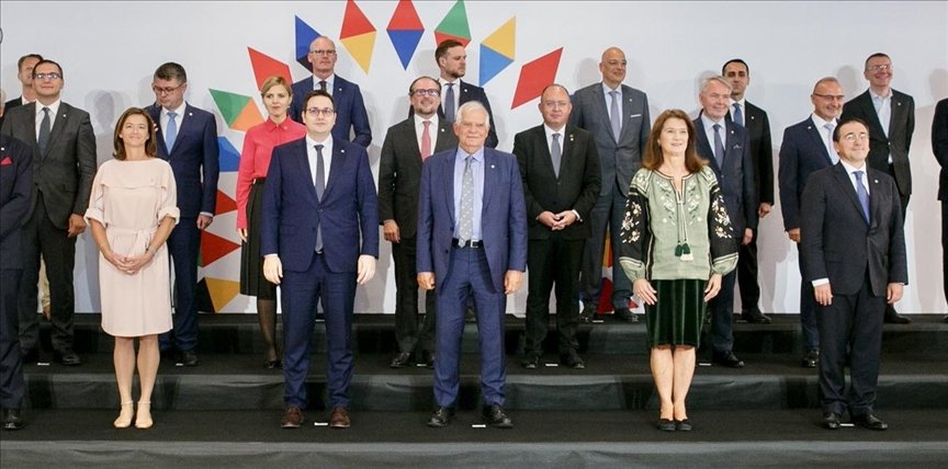 La UE admite no poder mediar para la paz en Ucrania al no ser “neutral”