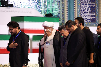 Irán despidió a Ali Khamenei con un funeral masivo en Teherán en medio de fuerte tensión interna y regional